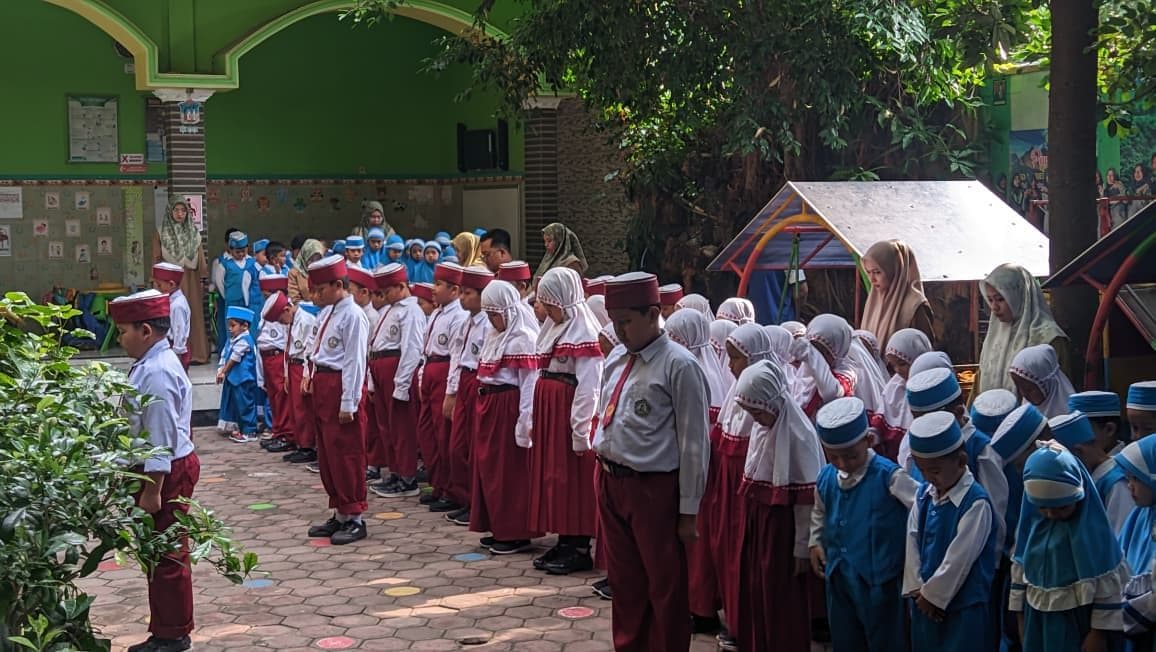 Kegiatan Upacara Bendera