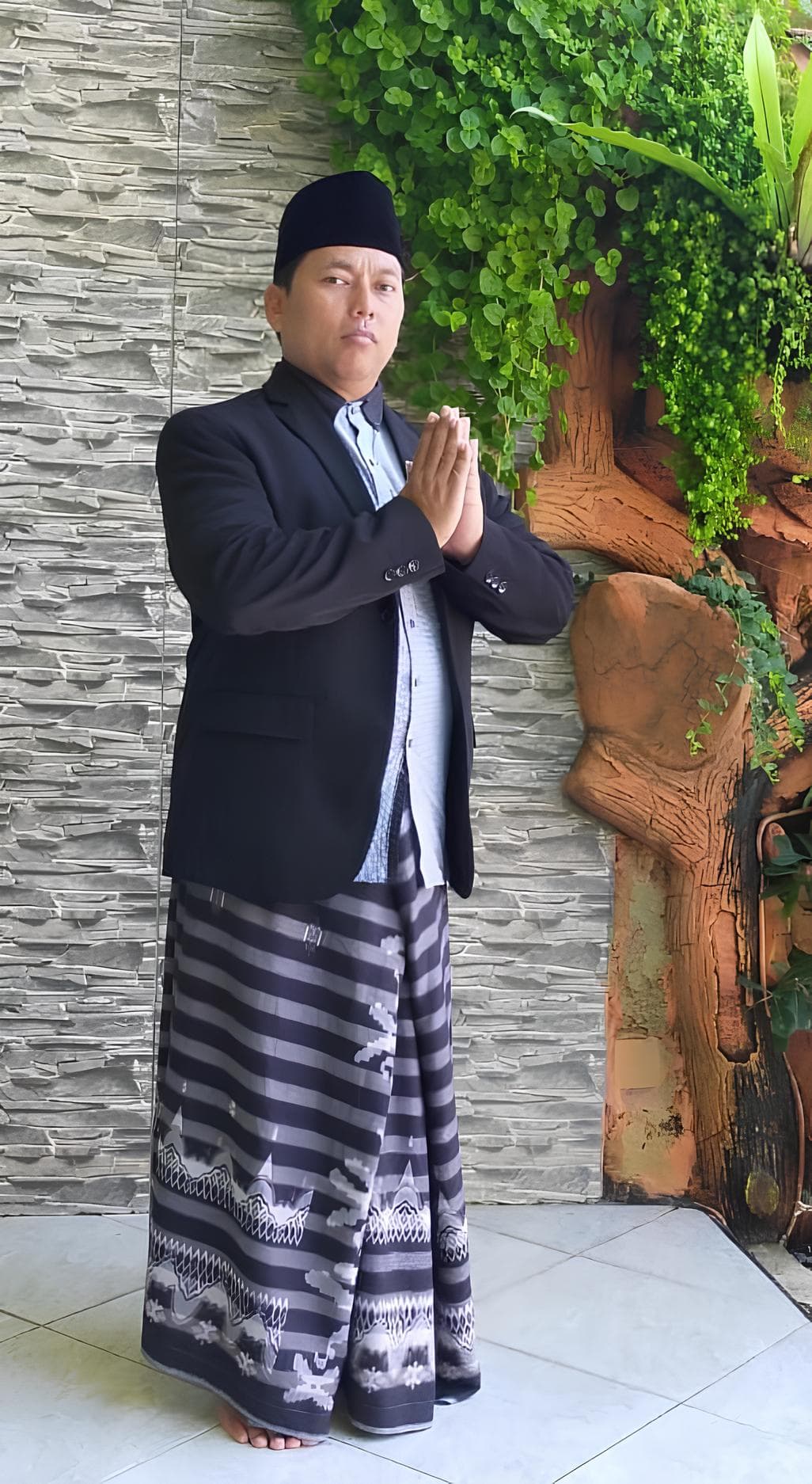 ABDUL ROZAQ, S.Ag - Ketua Yayasan